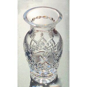 Beautiful WATERFORD Crystal Vase ☘️ 6" Tall